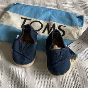 Toms - newborn shoes